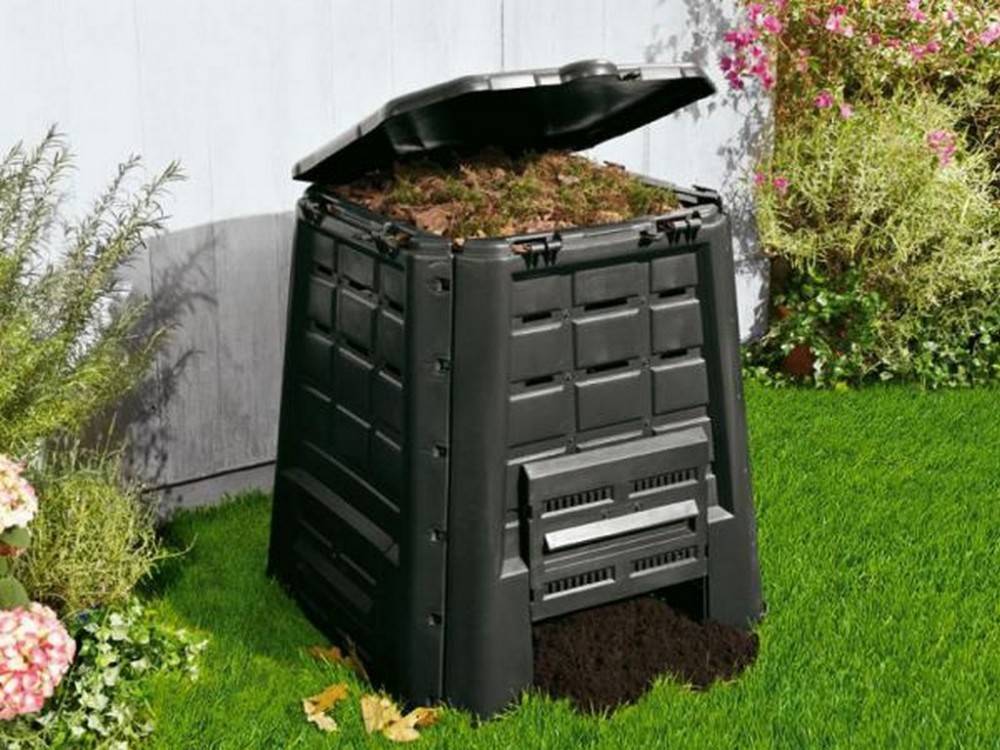 compost bin for corn husks and cobs